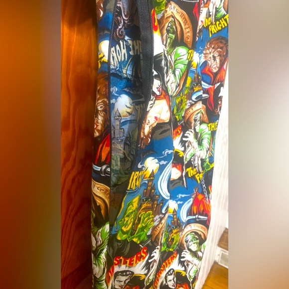 Rare Paper Doll Productions Universal Monsters Pinup Dress-size medium - Picture 3 of 6